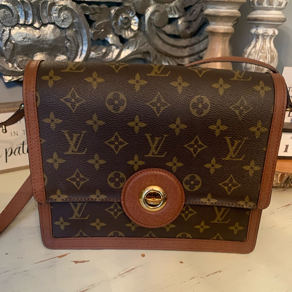 Louis Vuitton Raspail